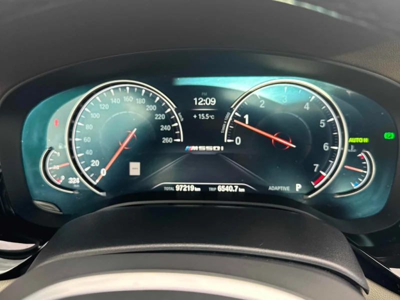 BMW 550 2018 M550i XDRIVE * БЕЗ ПЪРВОНАЧАЛНА ВНОСКА, снимка 8 - Автомобили и джипове - 53074774