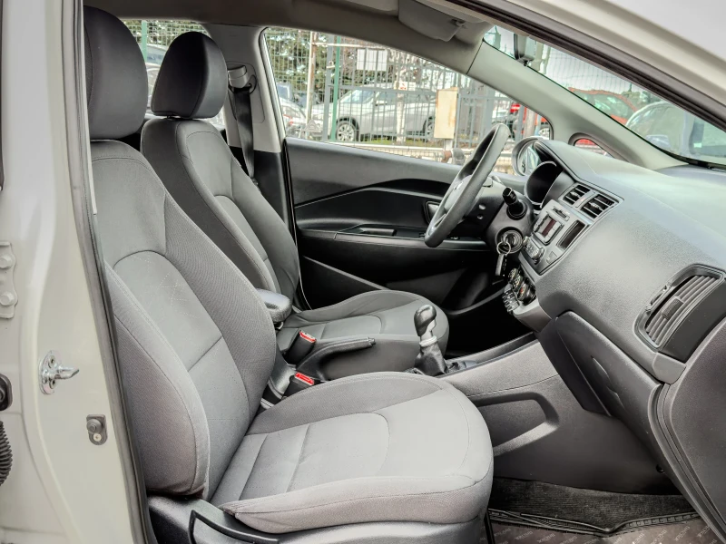 Kia Rio 1.1CRDi - ECO Dynamics - 6ck., снимка 10 - Автомобили и джипове - 53260617