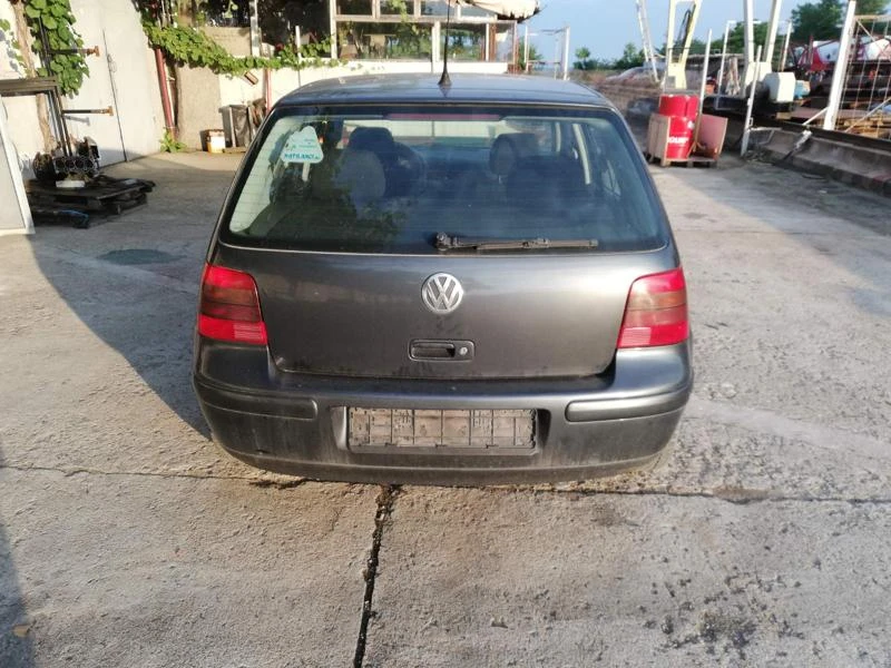 VW Golf IV, снимка 2 - Автомобили и джипове - 46820078