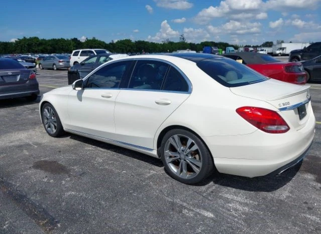 Mercedes-Benz C 300  LUXURY/SPORT 2.0L I-4 DI, DOHC, VVT, TURBO, снимка 7 - Автомобили и джипове - 47531187