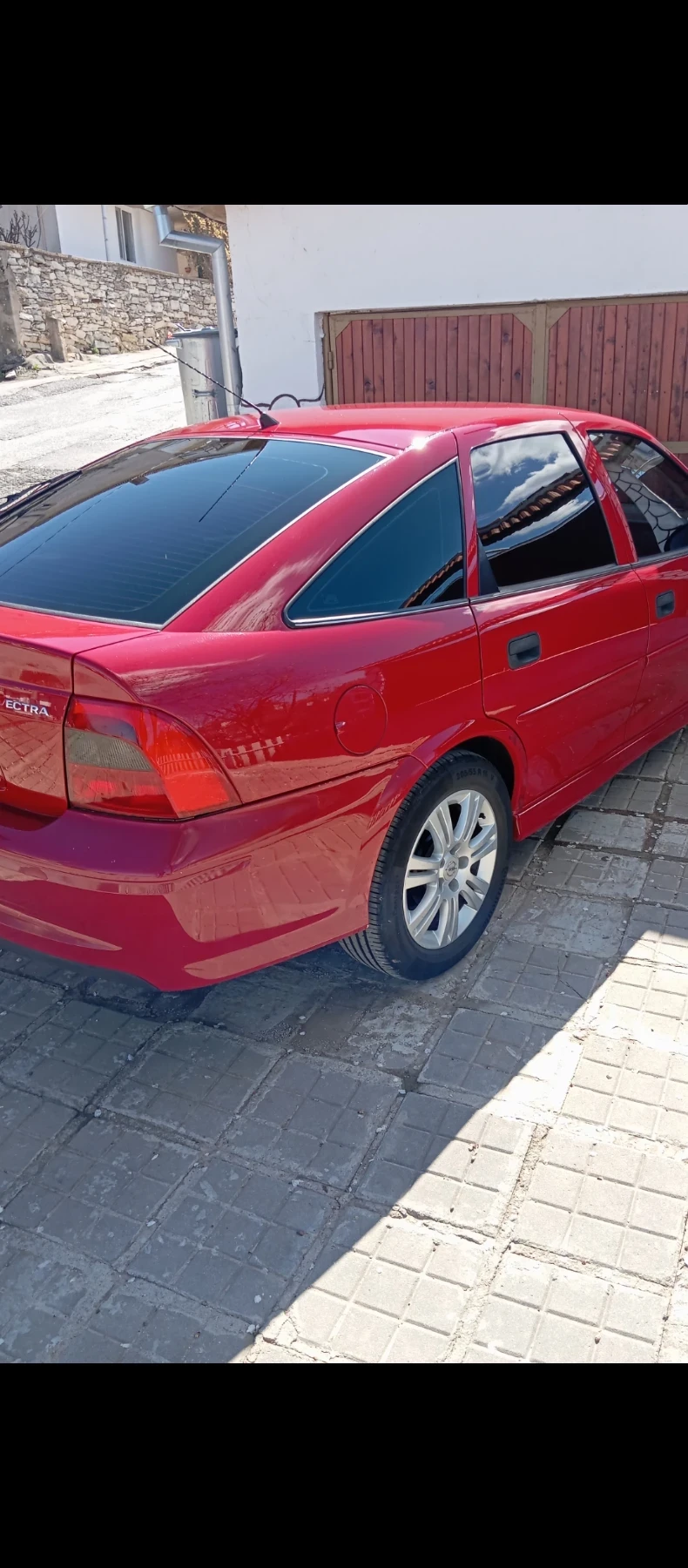 Opel Vectra 1.6 75кс, снимка 2 - Автомобили и джипове - 49560631