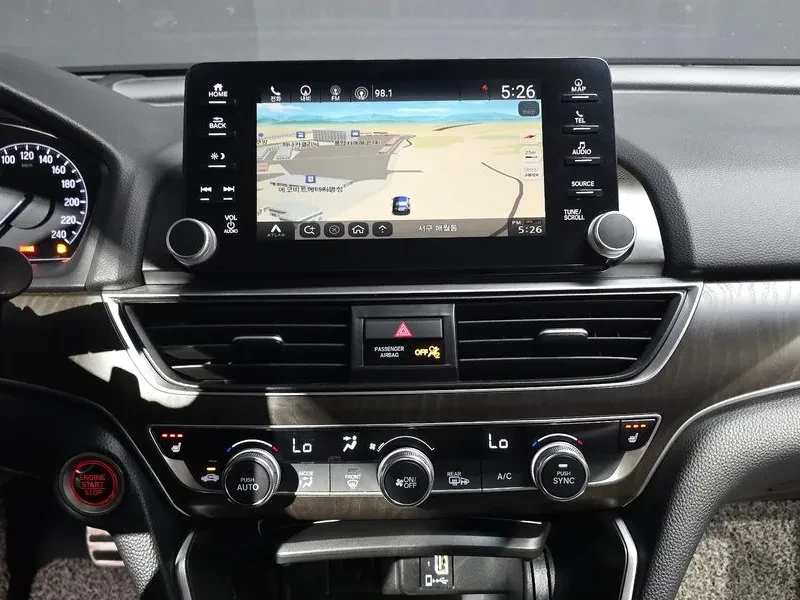 Honda Accord 2.0 Turbo Sports, снимка 14 - Автомобили и джипове - 55841785