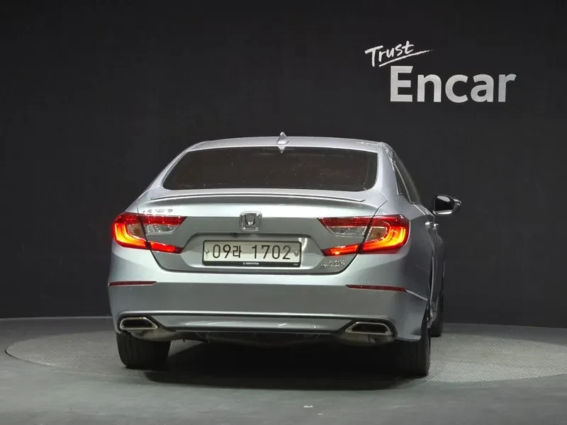 Honda Accord 2.0 Turbo Sports, снимка 4 - Автомобили и джипове - 55841785