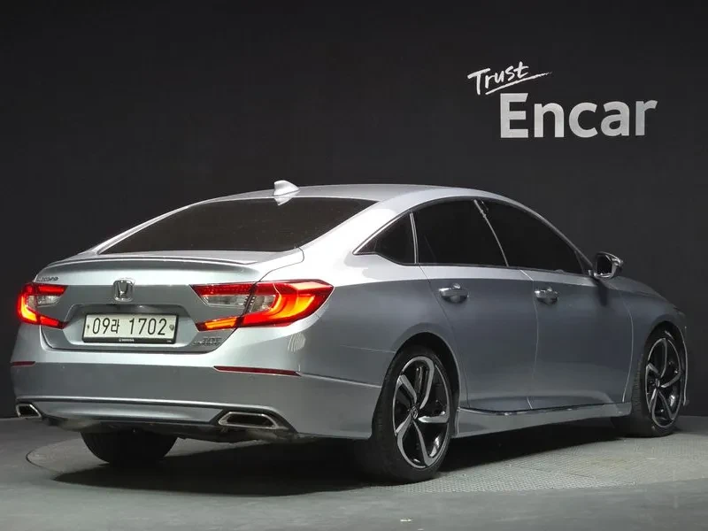 Honda Accord 2.0 Turbo Sports, снимка 2 - Автомобили и джипове - 55841785