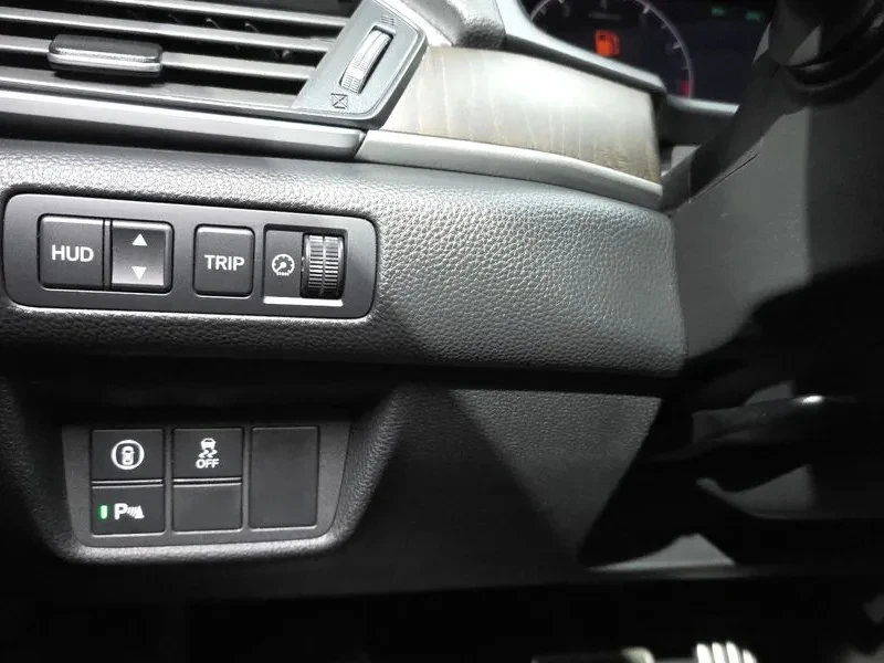 Honda Accord 2.0 Turbo Sports, снимка 17 - Автомобили и джипове - 55841785
