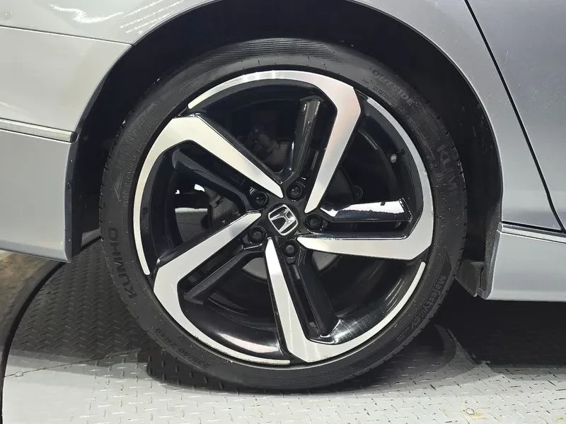 Honda Accord 2.0 Turbo Sports, снимка 5 - Автомобили и джипове - 55841785