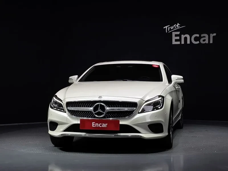 Mercedes-Benz CLS 350 W218 D 4Matic, снимка 3 - Автомобили и джипове - 55939808