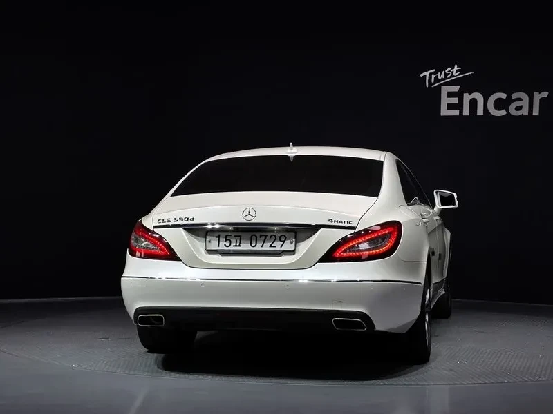 Mercedes-Benz CLS 350 W218 D 4Matic, снимка 4 - Автомобили и джипове - 55939808