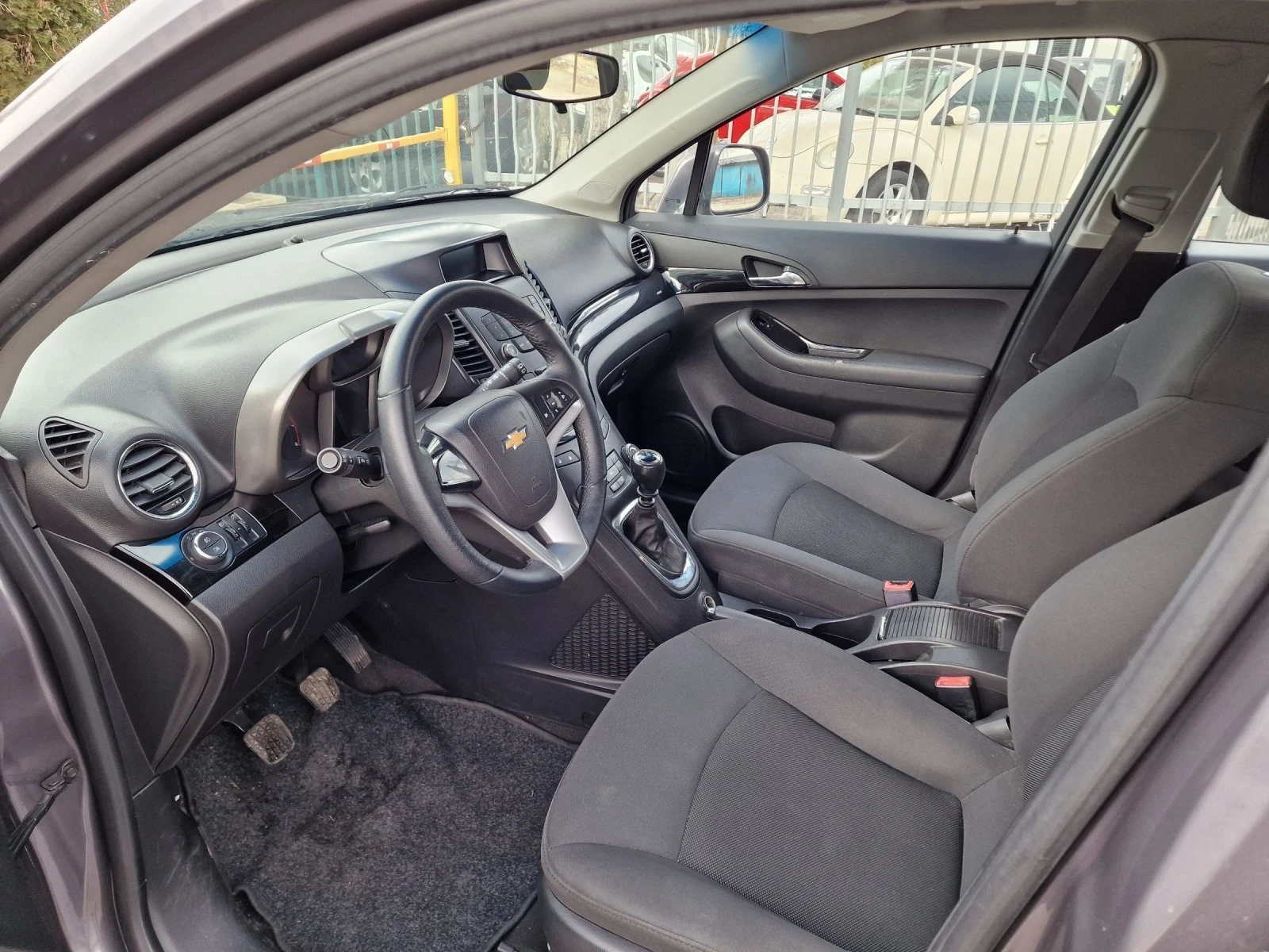 Chevrolet Orlando 1.8i 7МЕСТА  - изображение 7