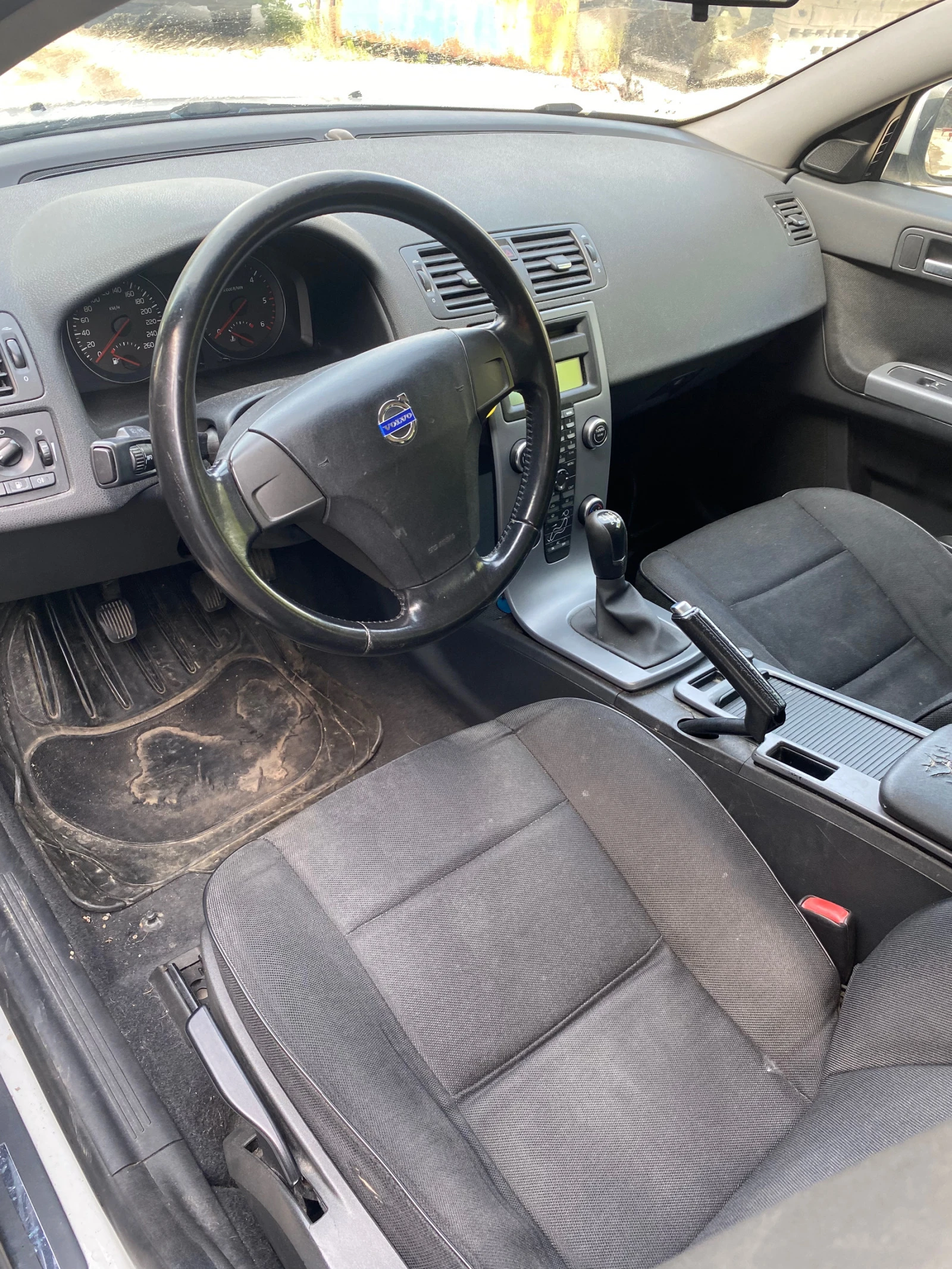 Volvo V50 1.6 HDI / D4162T / 6 скорости  | Mobile.bg — изображение 12
