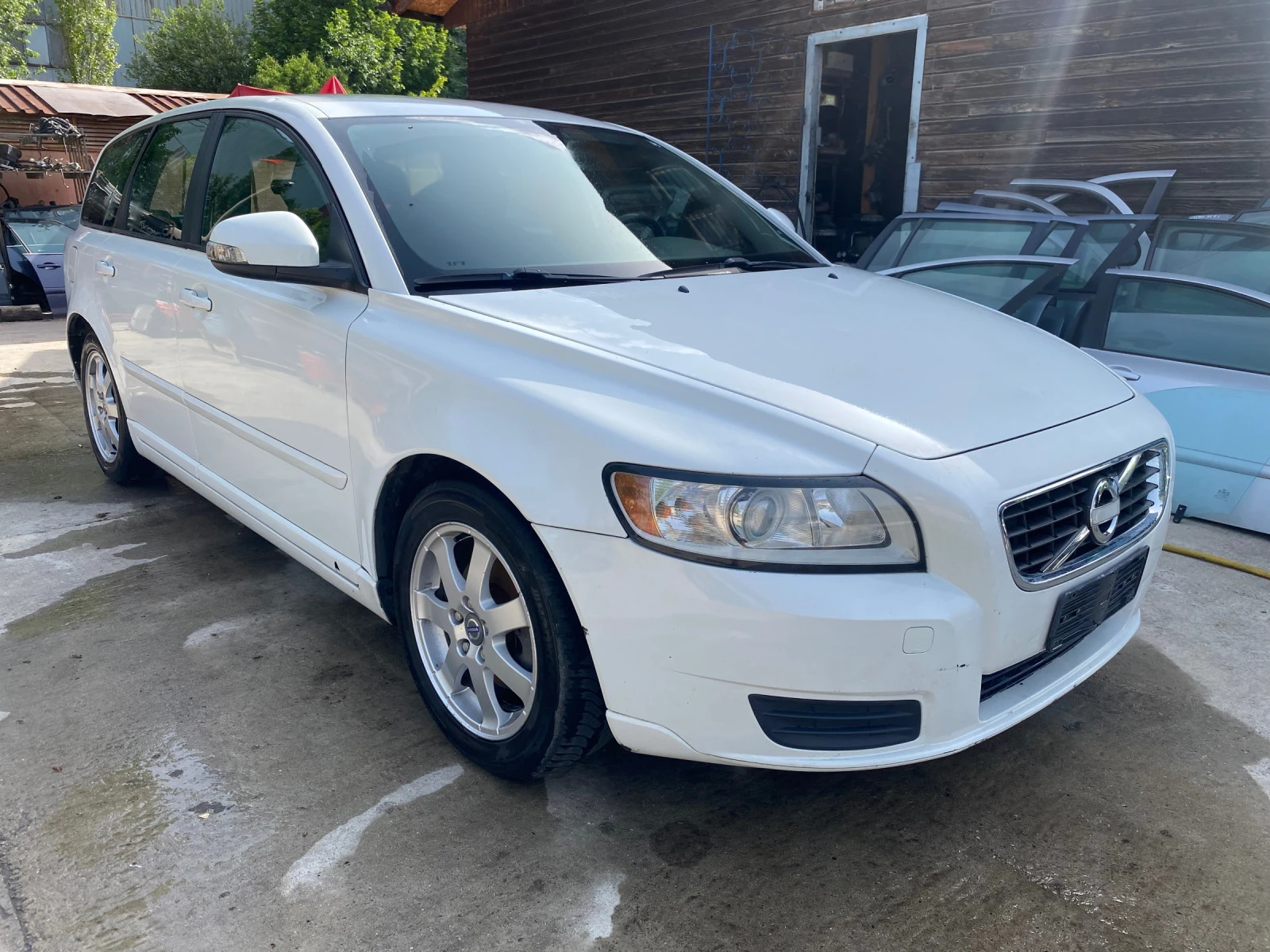 Volvo V50 1.6 HDI / D4162T / 6 скорости  - изображение 4