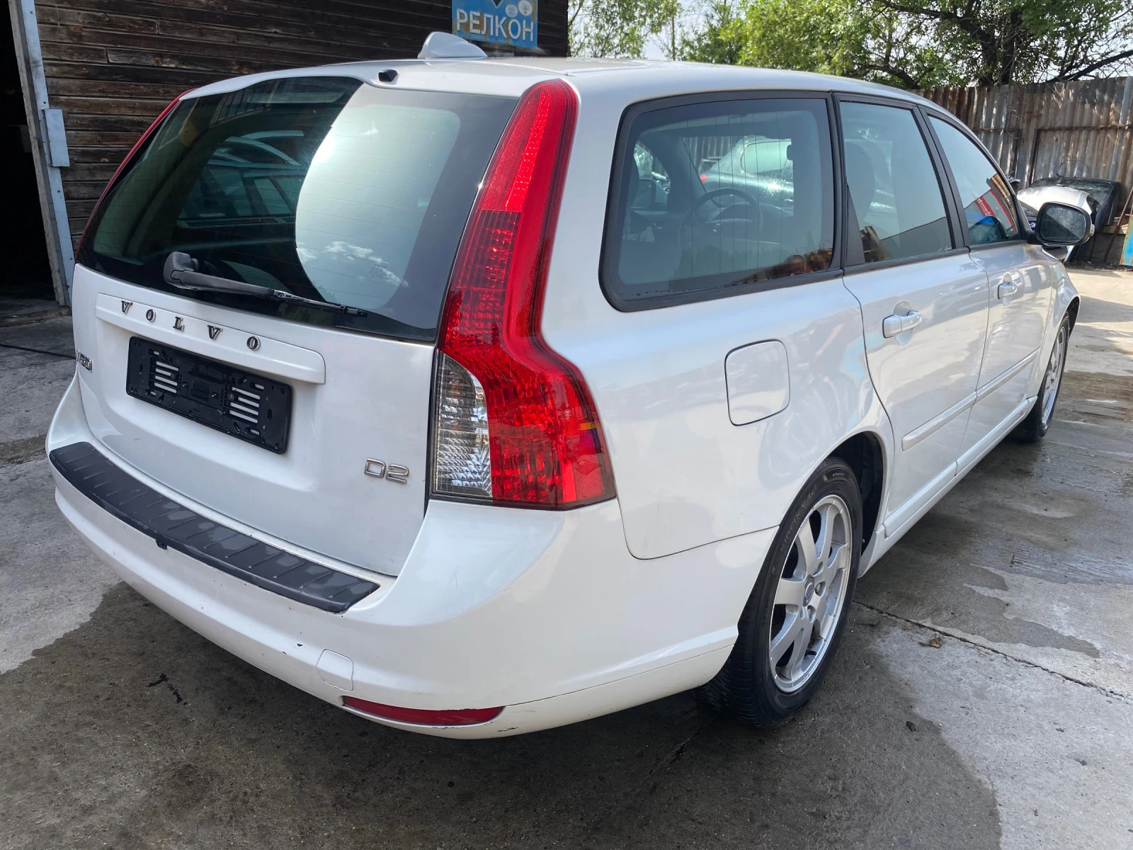 Volvo V50 1.6 HDI / D4162T / 6 скорости  - изображение 7