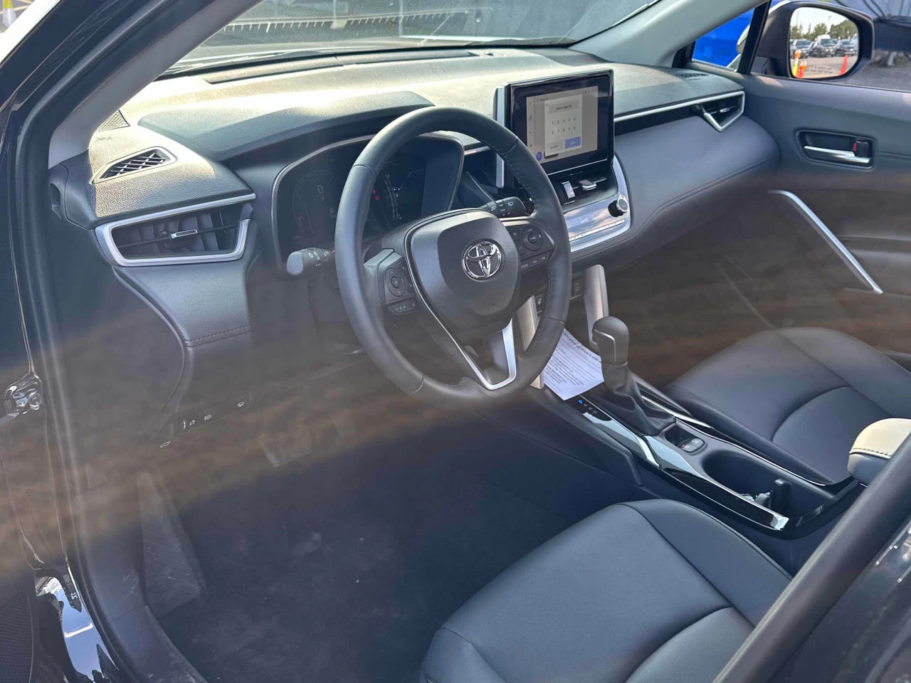 Toyota Corolla Cross 2025 XLE * БЕЗ ПЪРВОНАЧАЛНА ВНОСКА*  - изображение 7