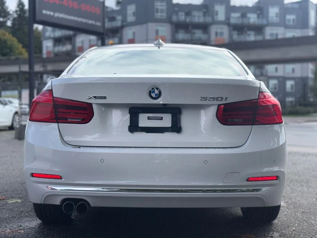 BMW 330 xDrive* АвтоКредит* (ЦЕНА ДО БГ) - изображение 3