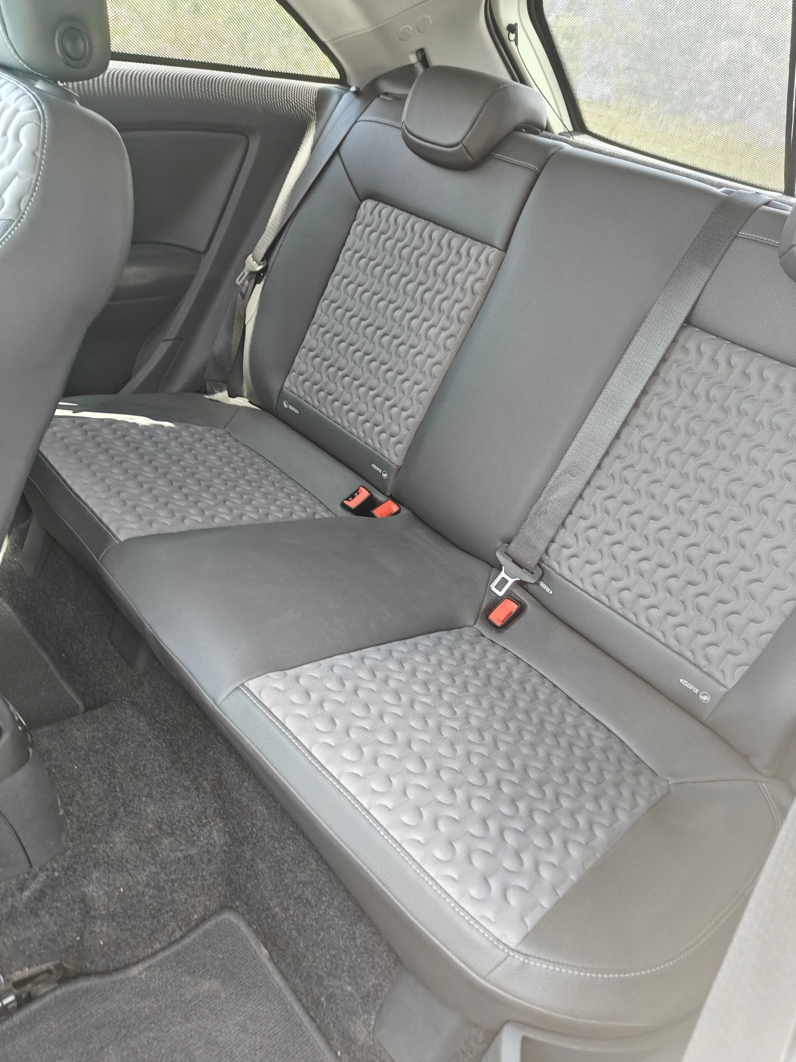 Opel Corsa 1.3 Facelift EcoFlex, снимка 10 - Автомобили и джипове - 54585696