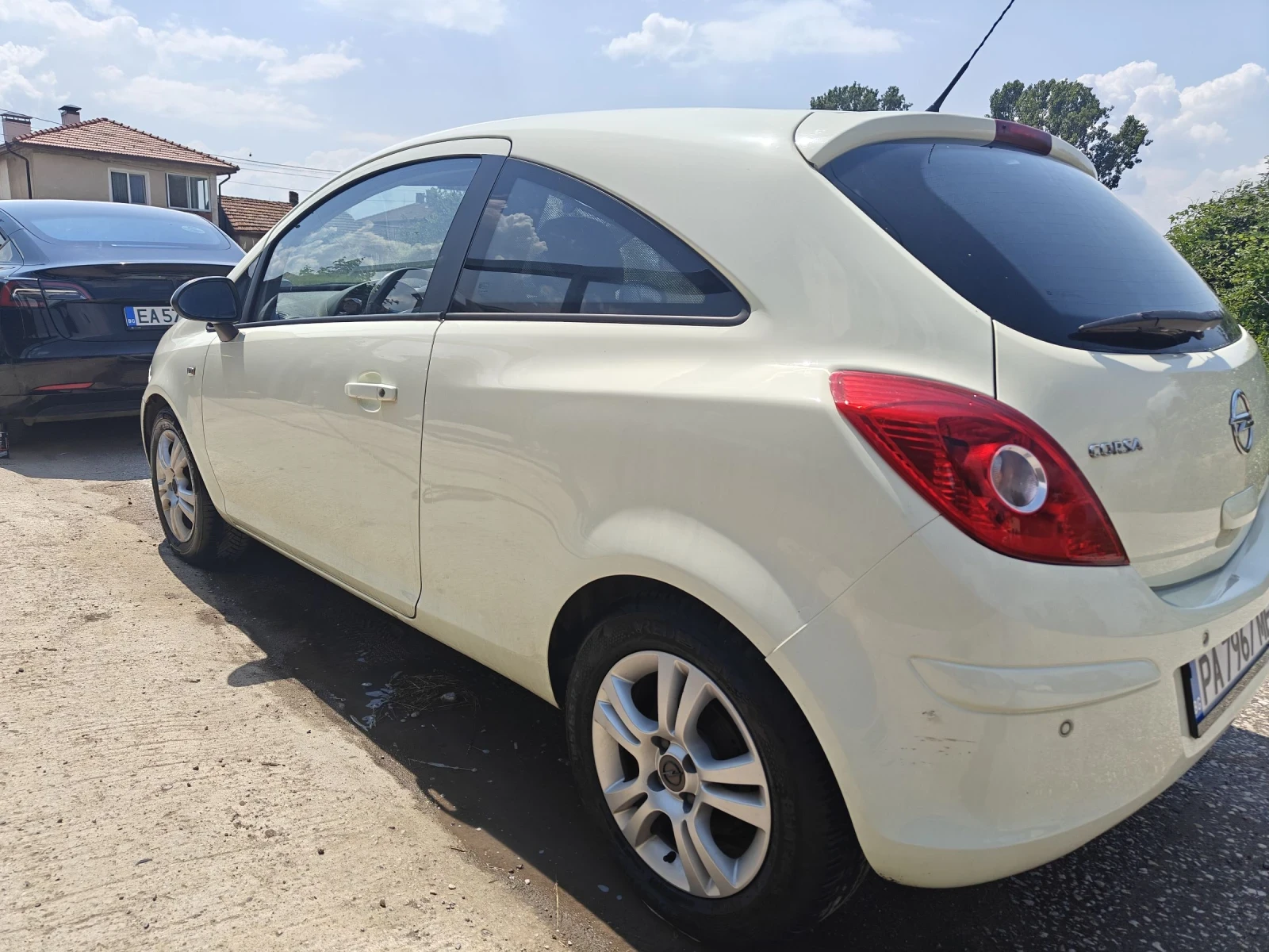 Opel Corsa 1.3 Facelift EcoFlex, снимка 6 - Автомобили и джипове - 54585696