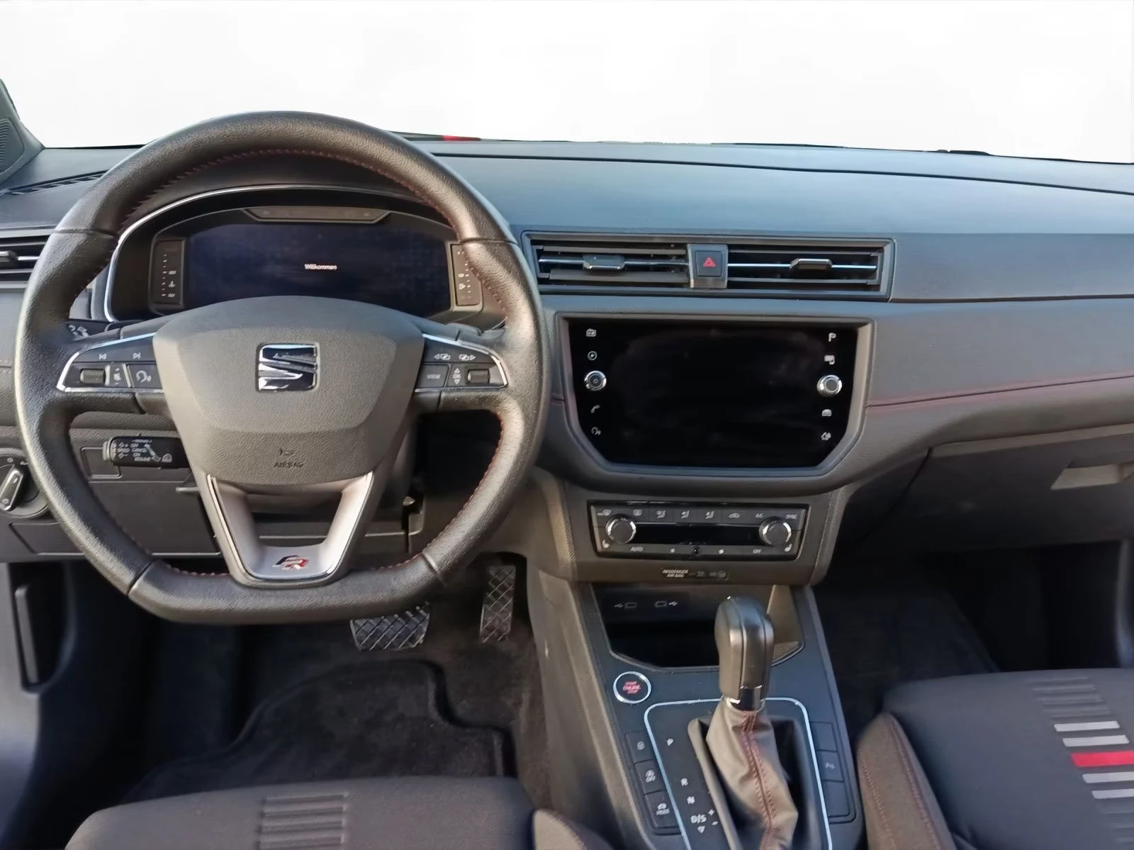 Seat Ibiza 1.0TSI/110HP/FR/FAST-LANE/BEATS/CAM/NAVI/LED/873g, снимка 8 - Автомобили и джипове - 53707072