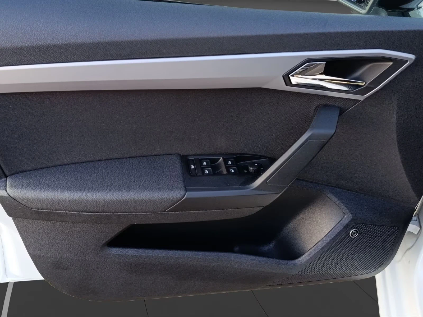 Seat Ibiza 1.0TSI/110HP/FR/FAST-LANE/BEATS/CAM/NAVI/LED/873g, снимка 12 - Автомобили и джипове - 53707072