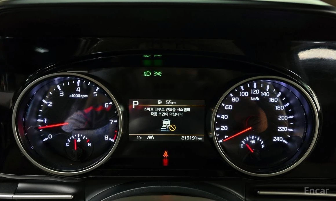 Kia Carnival  - изображение 8