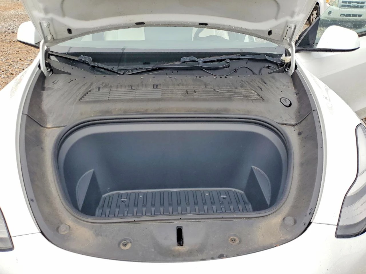 Tesla Model Y LONG RANGE DUAL MOTOR ALL-WHEEL DRIVE, снимка 11 - Автомобили и джипове - 53746956