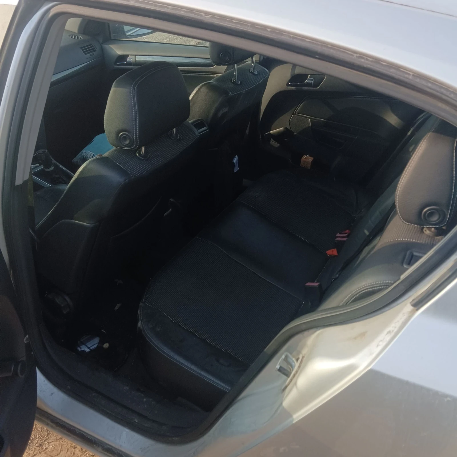 Opel Astra, снимка 3 - Автомобили и джипове - 53864919