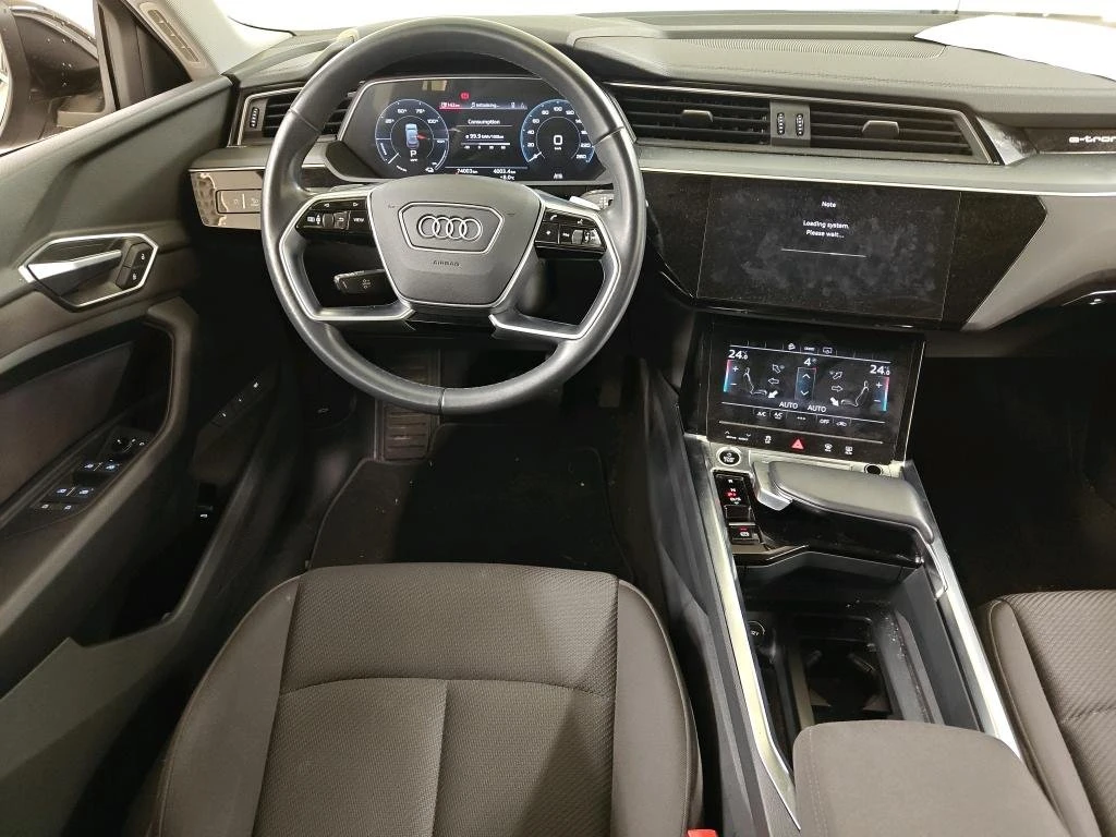 Audi E-Tron Sportback, снимка 6 - Автомобили и джипове - 53874485