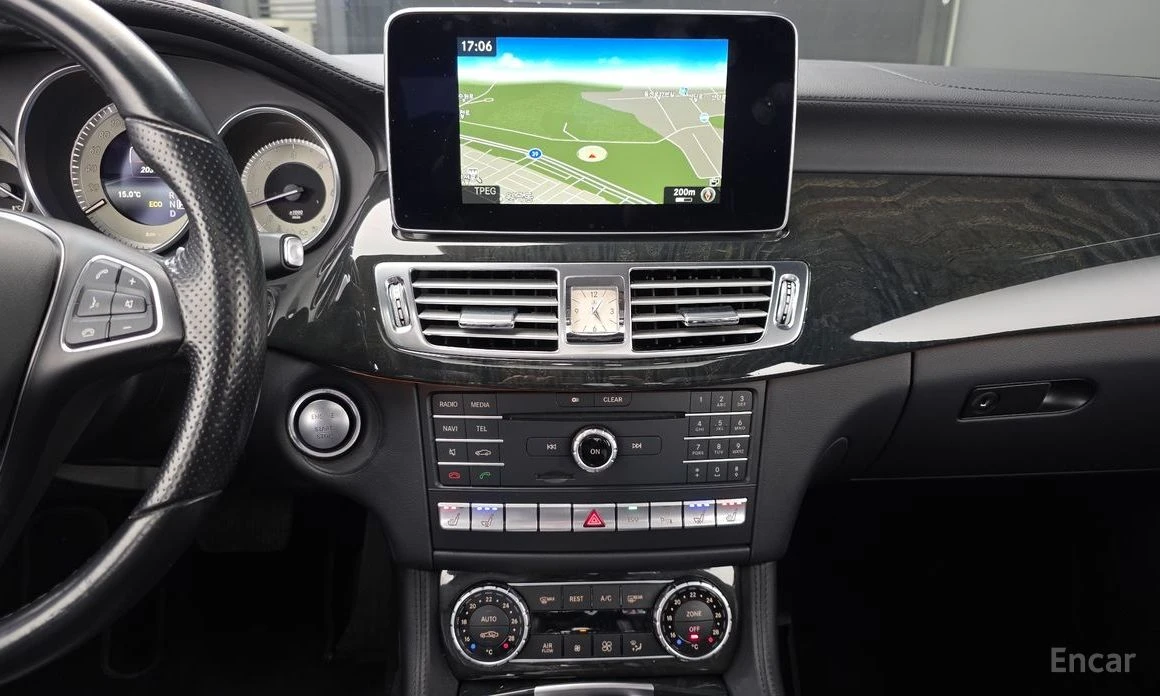 Mercedes-Benz CLS 350 4MATIC* AMG* ПОДГРЕВ* ОБДУХВАНЕ* МЪРТВА ТОЧКА, снимка 10 - Автомобили и джипове - 53976268