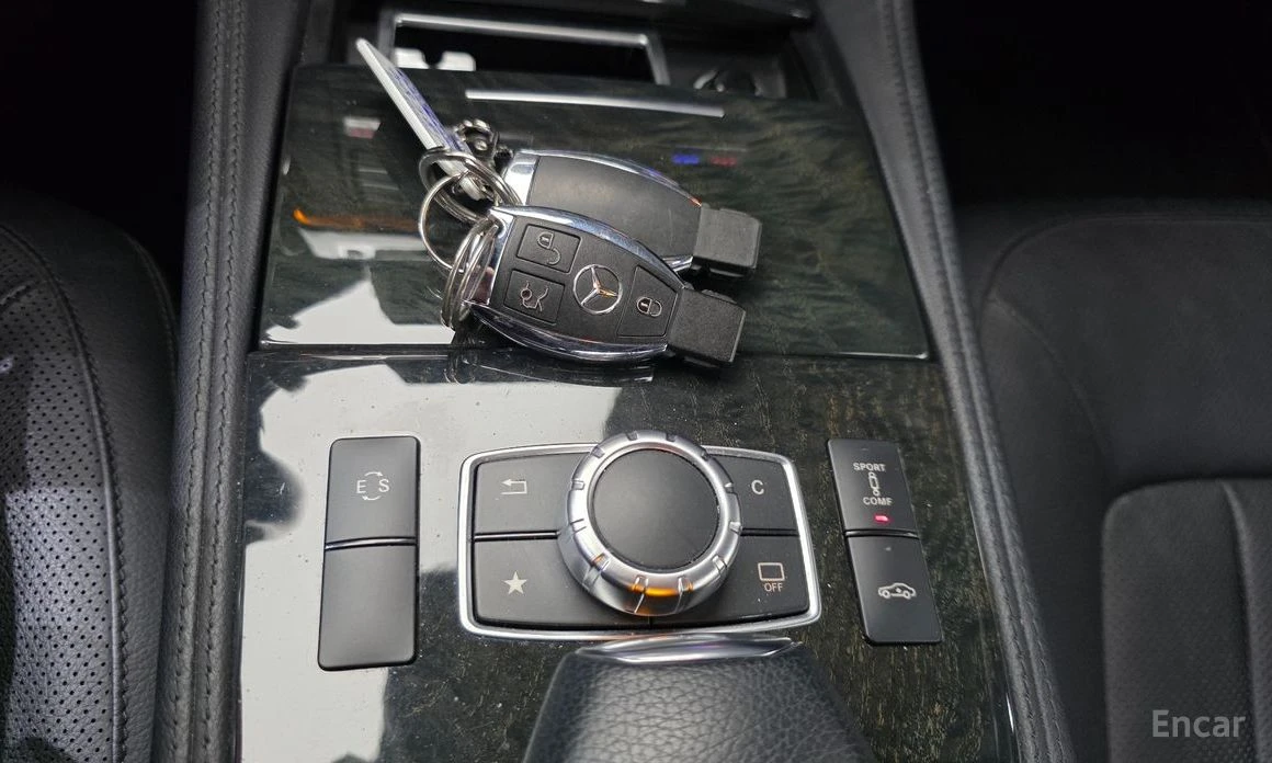 Mercedes-Benz CLS 350 4MATIC* AMG* ПОДГРЕВ* ОБДУХВАНЕ* МЪРТВА ТОЧКА, снимка 13 - Автомобили и джипове - 53976268