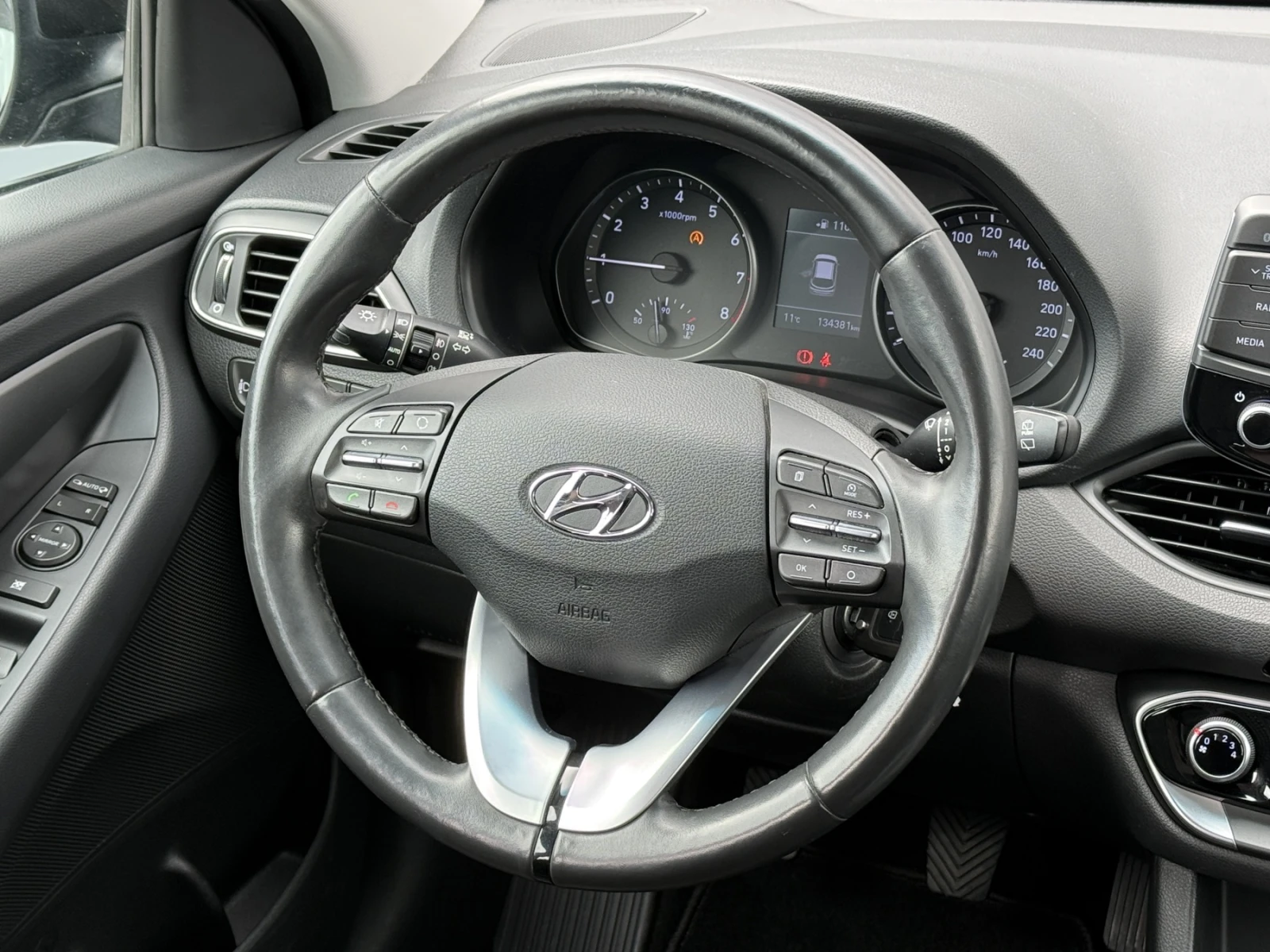 Hyundai I30 1.0 T.GDI, снимка 10 - Автомобили и джипове - 54135587
