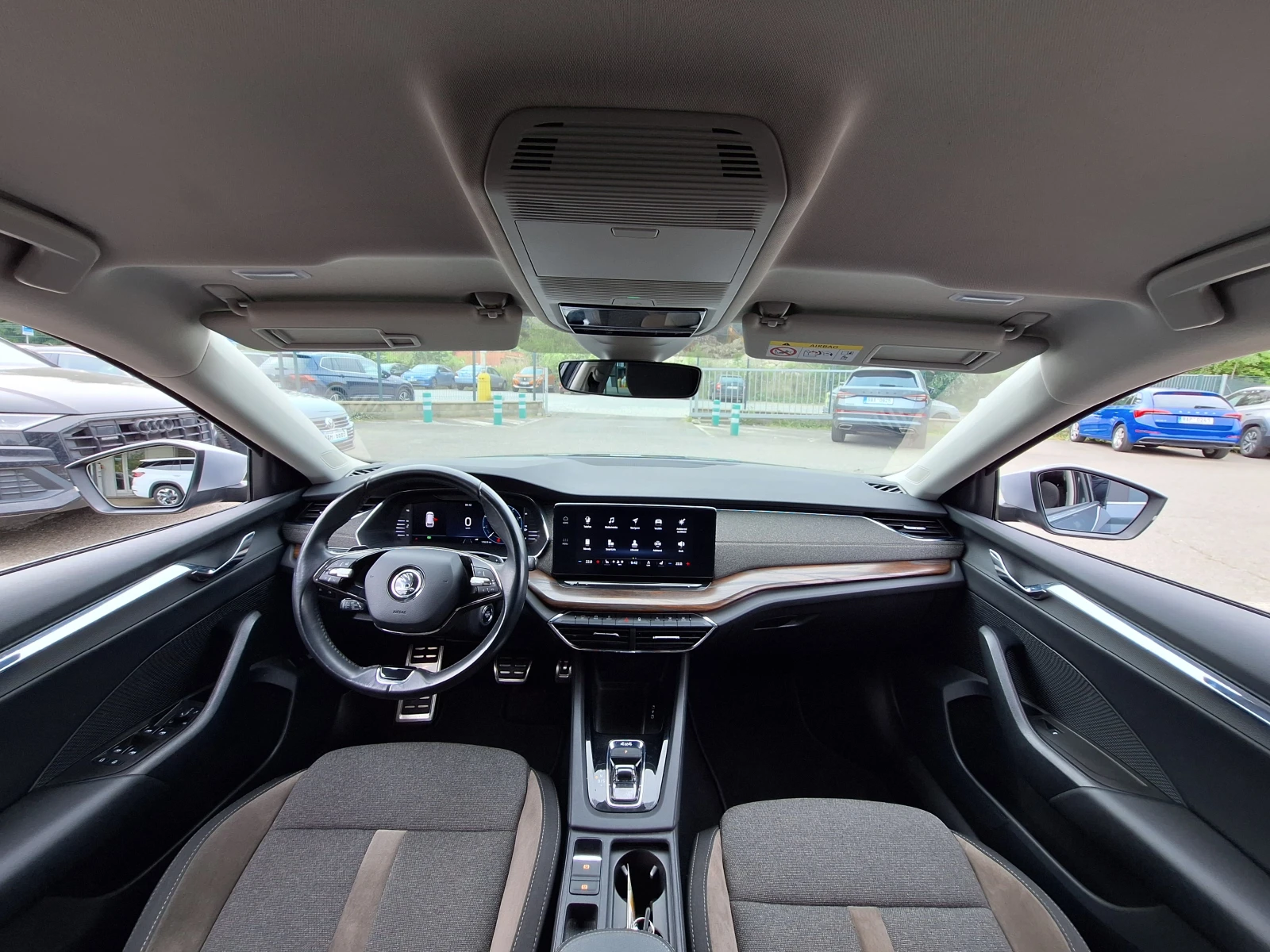 Skoda Octavia Scout 2.0 TDI / DSG/ 4x4/ Очакван !, снимка 6 - Автомобили и джипове - 54803977