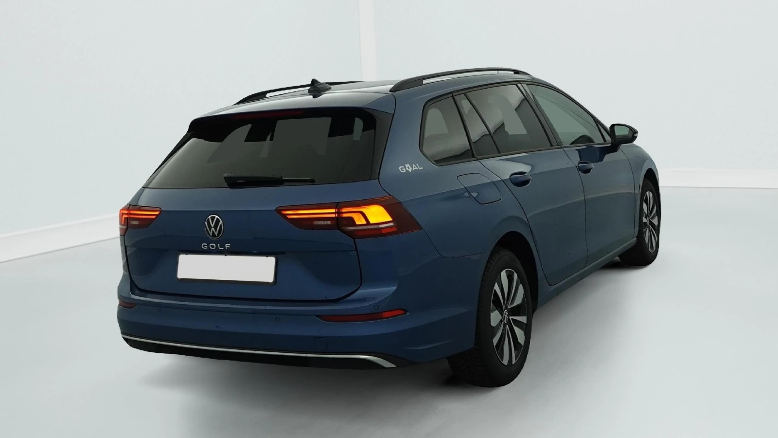 VW Golf, снимка 3 - Автомобили и джипове - 55222679