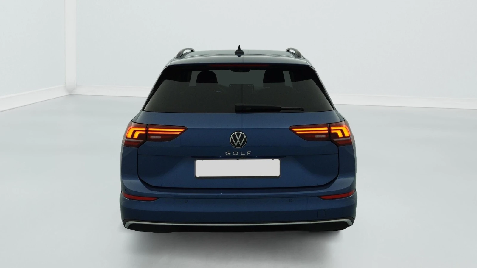 VW Golf, снимка 8 - Автомобили и джипове - 55222679