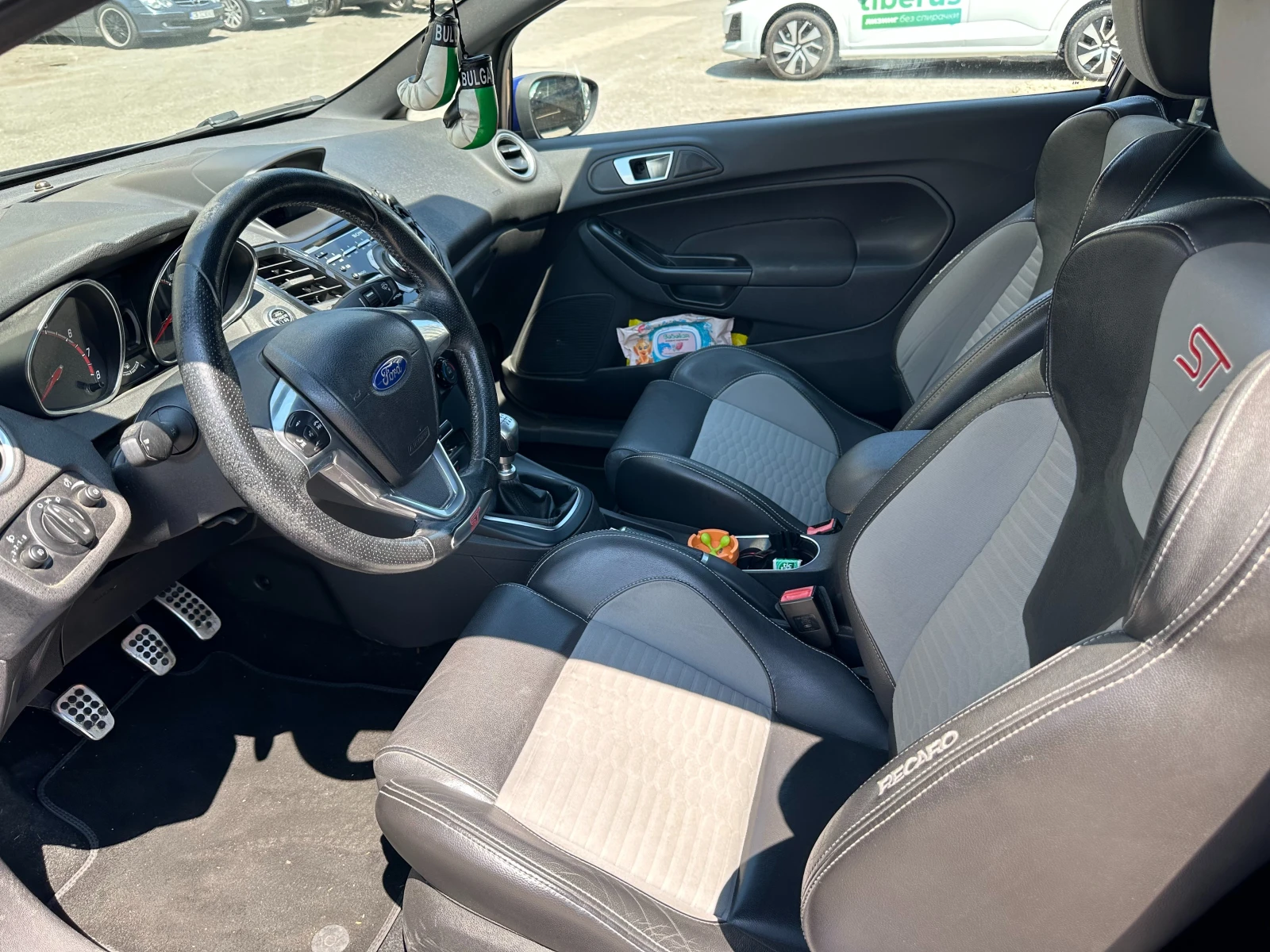 Ford Fiesta ST, снимка 11 - Автомобили и джипове - 55386484