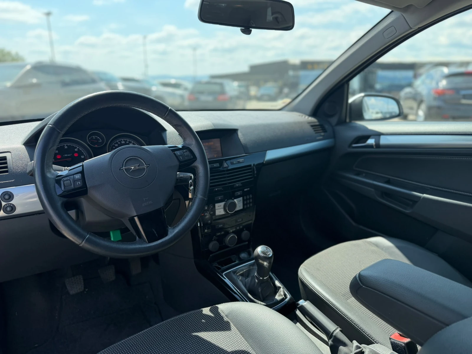 Opel Astra / 1.7D / STATION WAGON / КОЖА /, снимка 8 - Автомобили и джипове - 55662653