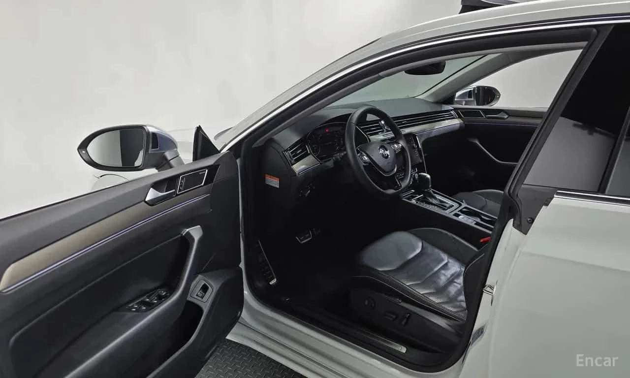VW Arteon * 2.0 TDI Prestige * ЦЕНА ДО БГ, снимка 10 - Автомобили и джипове - 55709861