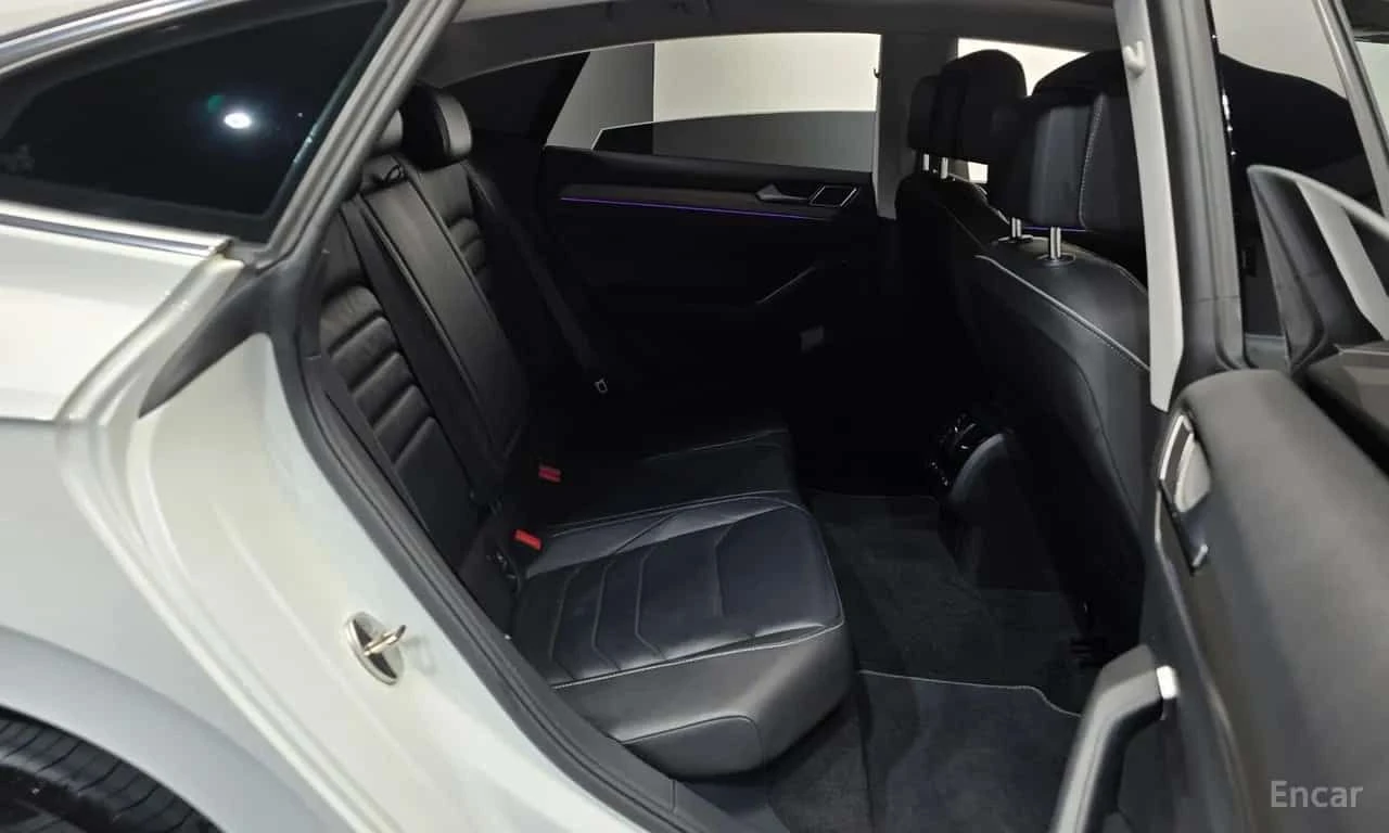 VW Arteon * 2.0 TDI Prestige * ЦЕНА ДО БГ, снимка 11 - Автомобили и джипове - 55709861