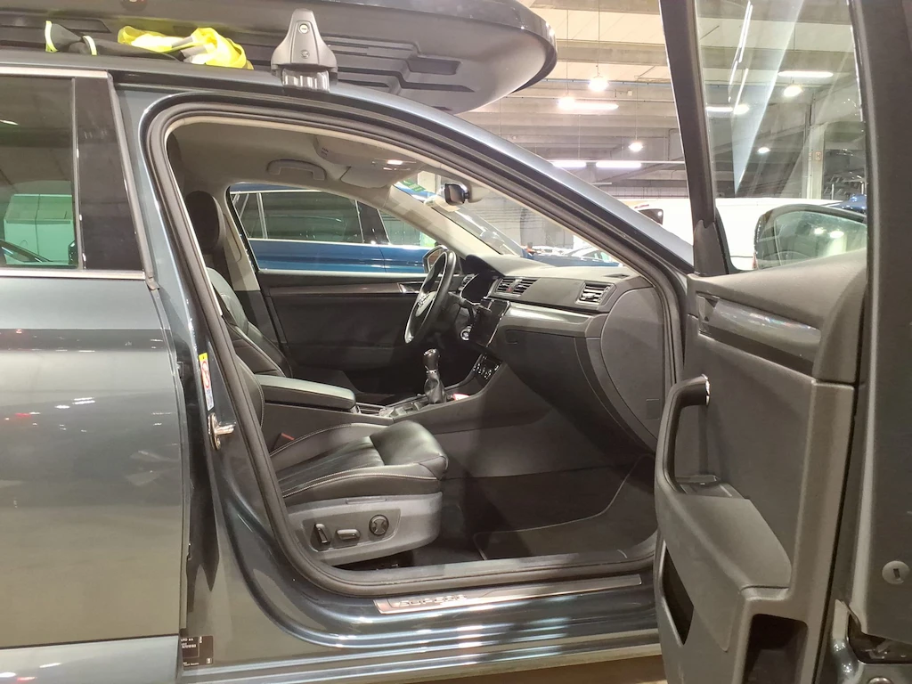 Skoda Superb 2.0 CRTDI NAVI LED LEATHER | Mobile.bg � ����������� 6