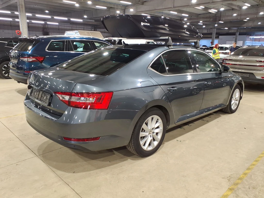 Skoda Superb 2.0 CRTDI NAVI LED LEATHER | Mobile.bg � ����������� 5