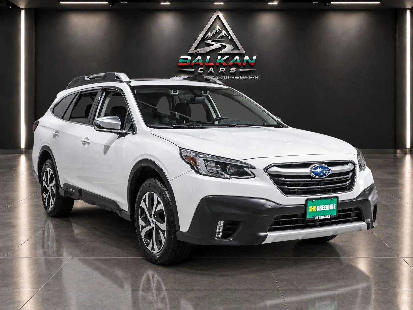 Subaru Outback Premier XT* Front back cam* Pano* H&K* 4X4* Обдух*, снимка 2 - Автомобили и джипове - 56257919