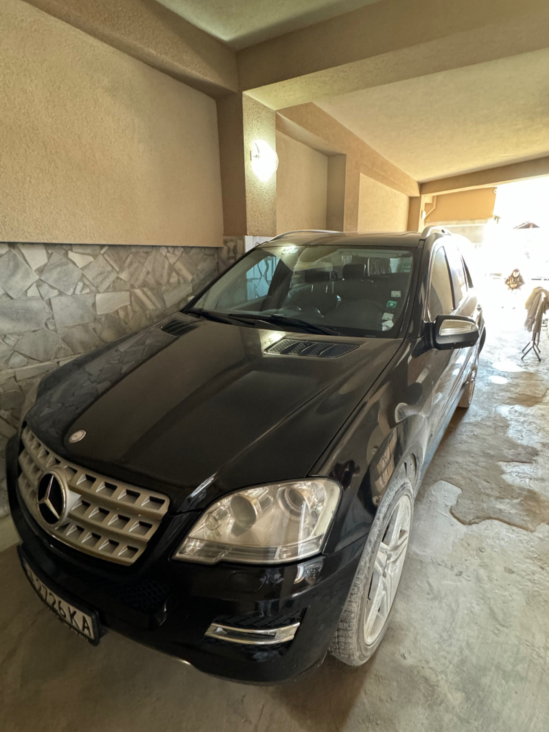 Mercedes-Benz ML 320 Premium, снимка 3 - Автомобили и джипове - 45953483