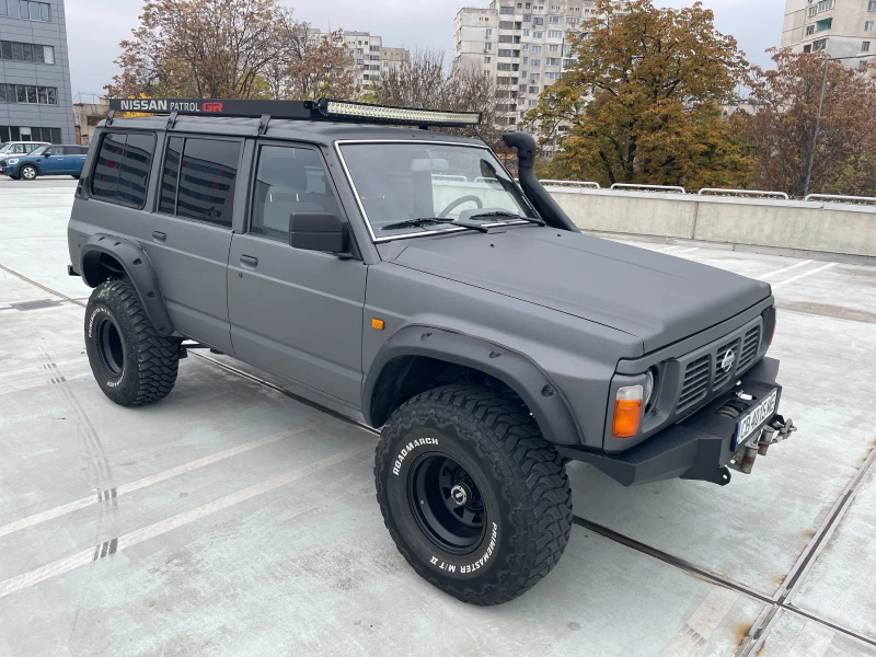Nissan Patrol, снимка 16 - Автомобили и джипове - 52595064