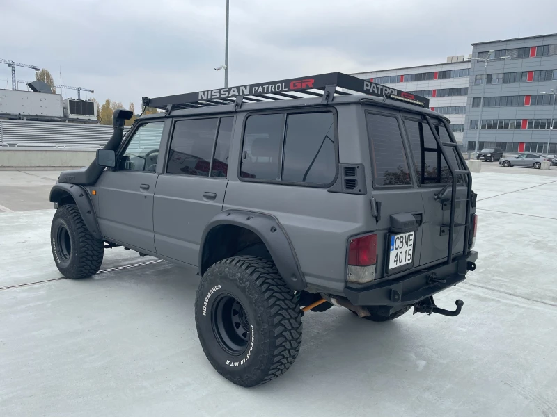 Nissan Patrol, снимка 4 - Автомобили и джипове - 52595064