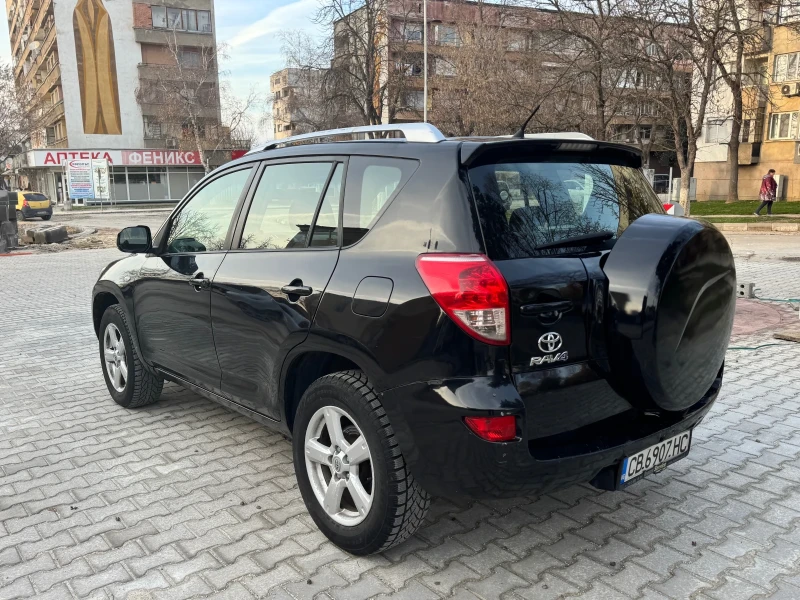Toyota Rav4 2.2 D-4D 136к.с, снимка 2 - Автомобили и джипове - 52852005