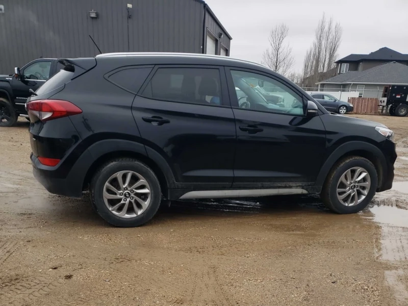 Hyundai Tucson * Premium * CARFAX * ЦЕНА ДО БГ, снимка 4 - Автомобили и джипове - 53154462