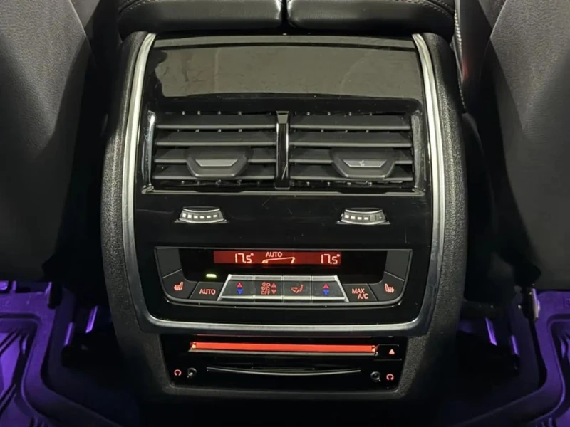 BMW X5 * Обдух* Масаж* Distronic* TV* M PACK* , снимка 16 - Автомобили и джипове - 53258621