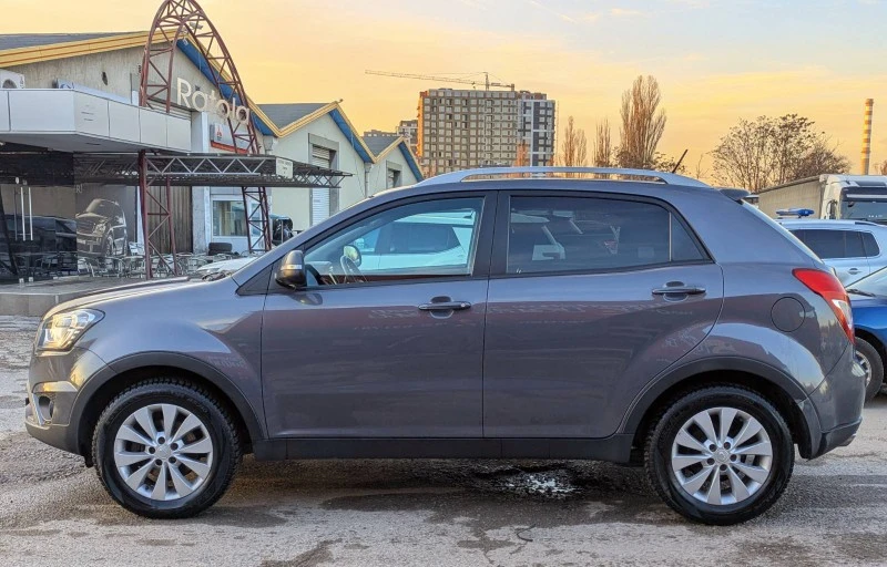 SsangYong Korando 2.2 e-XDI  4WD, снимка 8 - Автомобили и джипове - 48597994