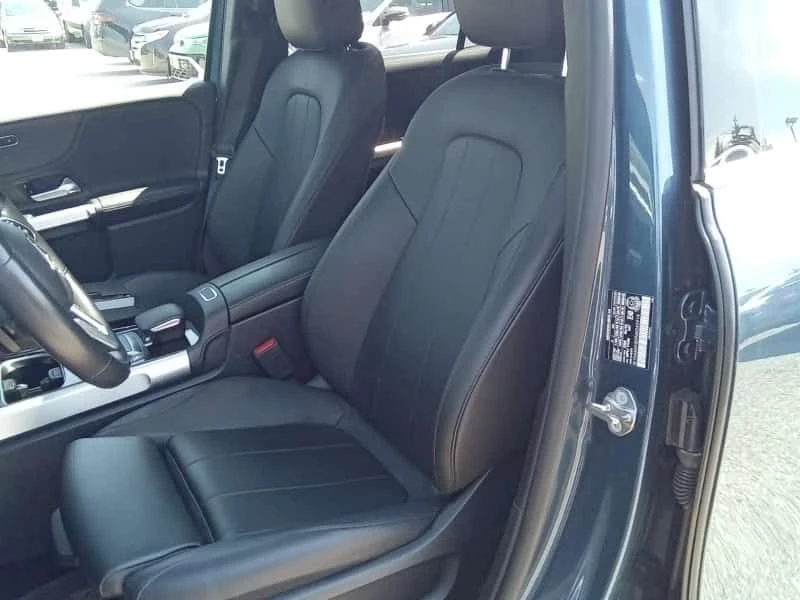 Mercedes-Benz GLB 250  4MATIC * CARFAX * ОПЦИЯ ЗА ФИНАН, снимка 4 - Автомобили и джипове - 55526157