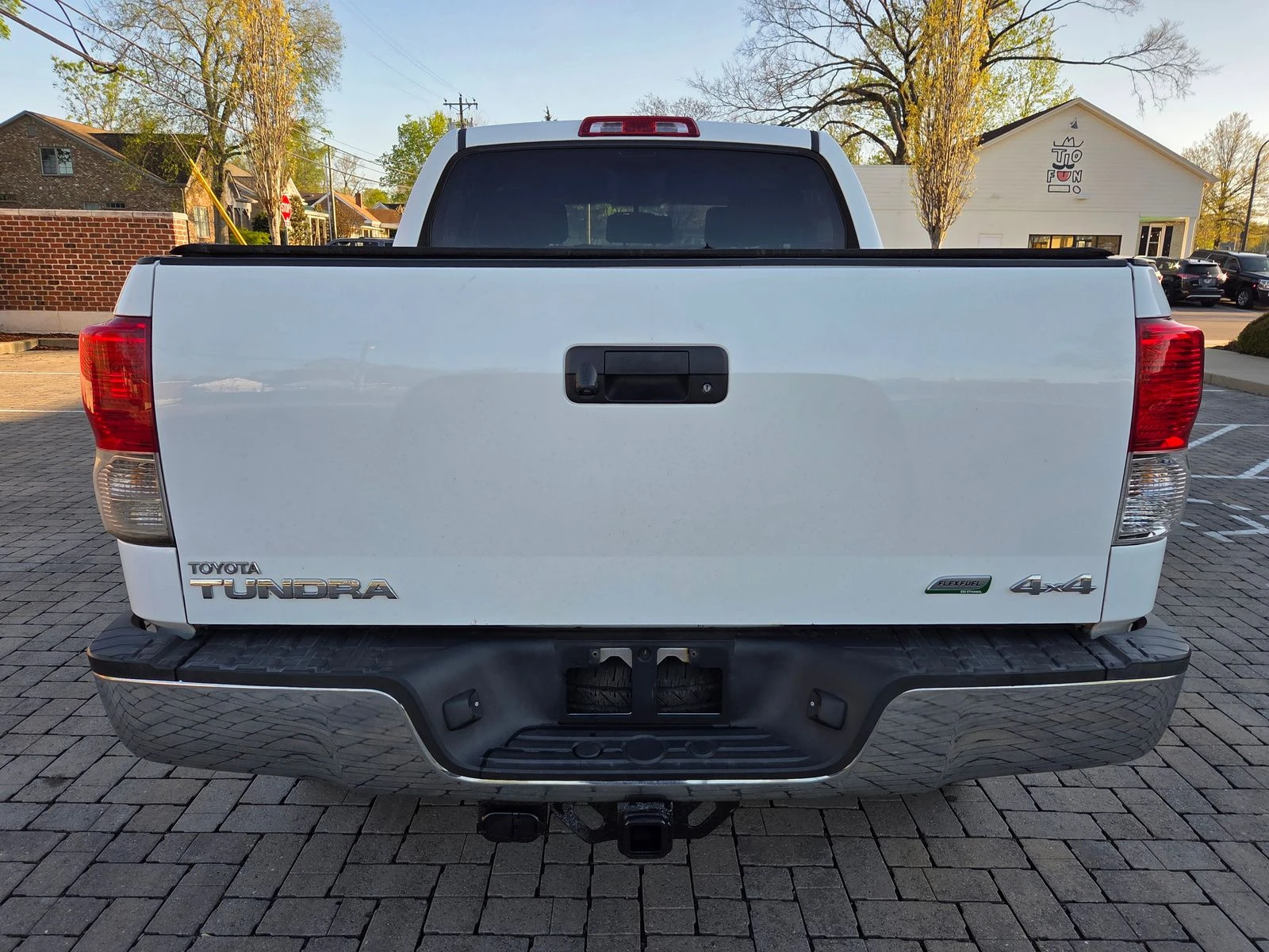 Toyota Tundra SR5* 5.7 V8* перфектен за газ* от шоурум - изображение 4