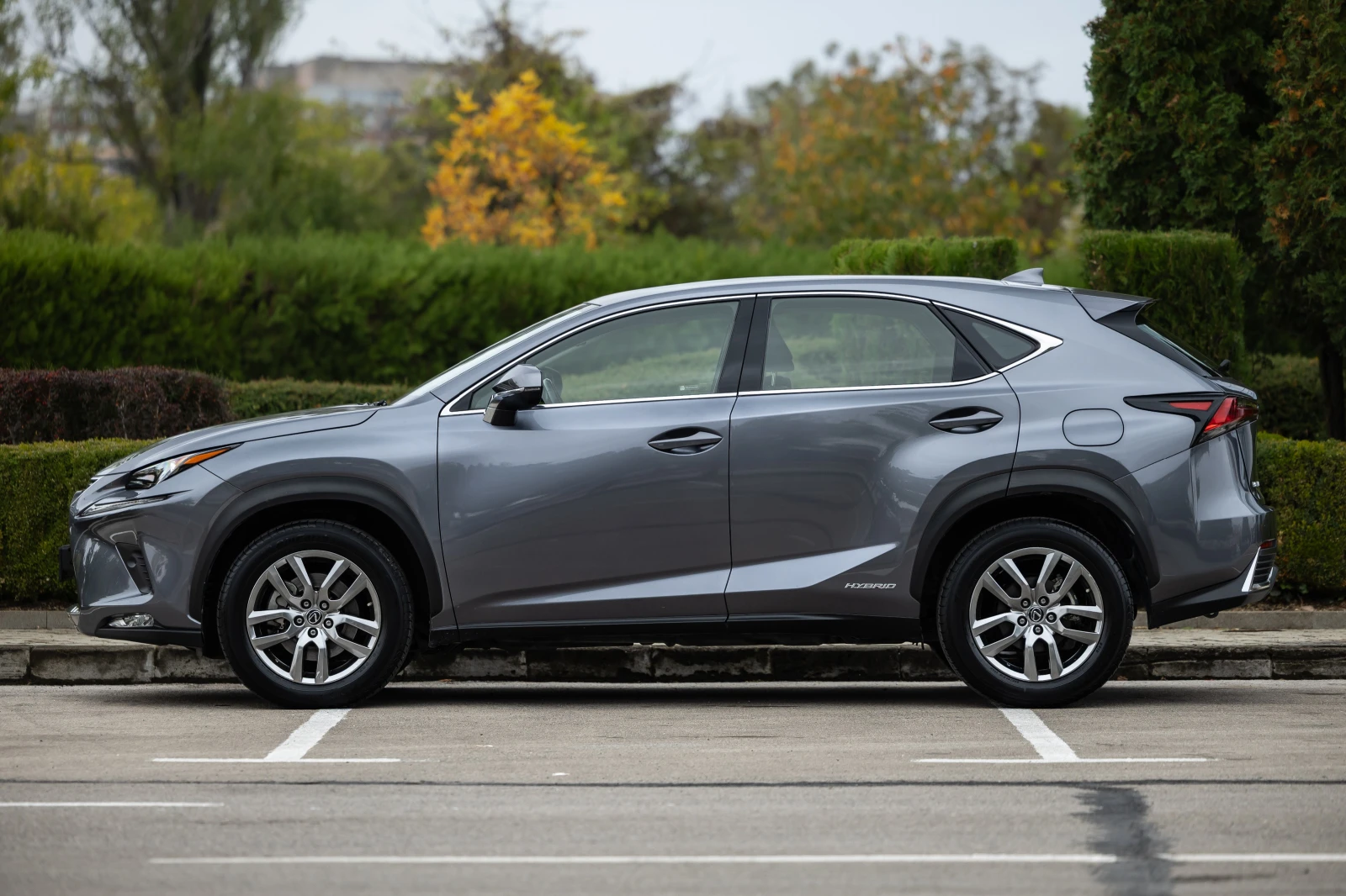 Lexus NX 300h PREMIUM 4X4 ГАРАНЦИЯ - изображение 5
