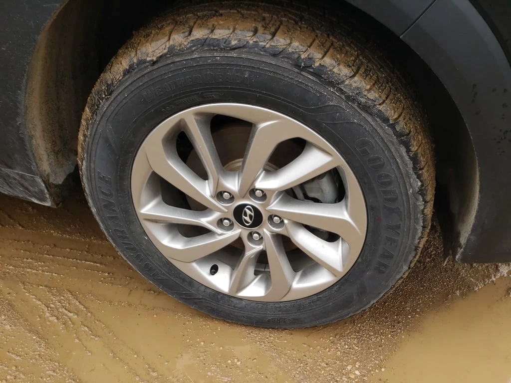 Hyundai Tucson * Premium * CARFAX * ЦЕНА ДО БГ - изображение 9